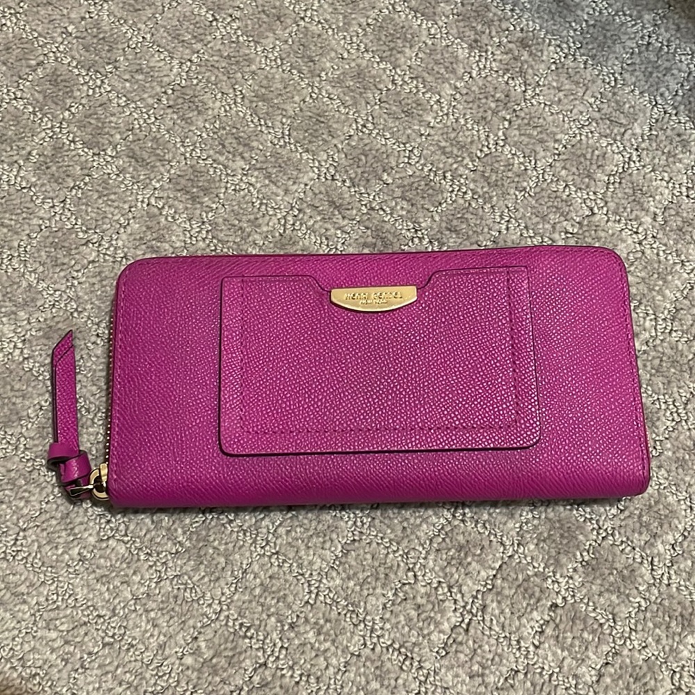 Henri Bendel Zip Continental Wallet